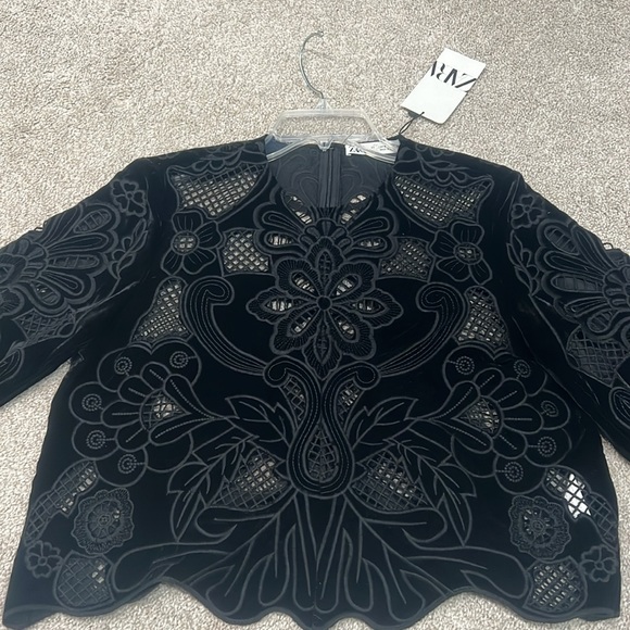 Zara Top - Picture 1 of 10